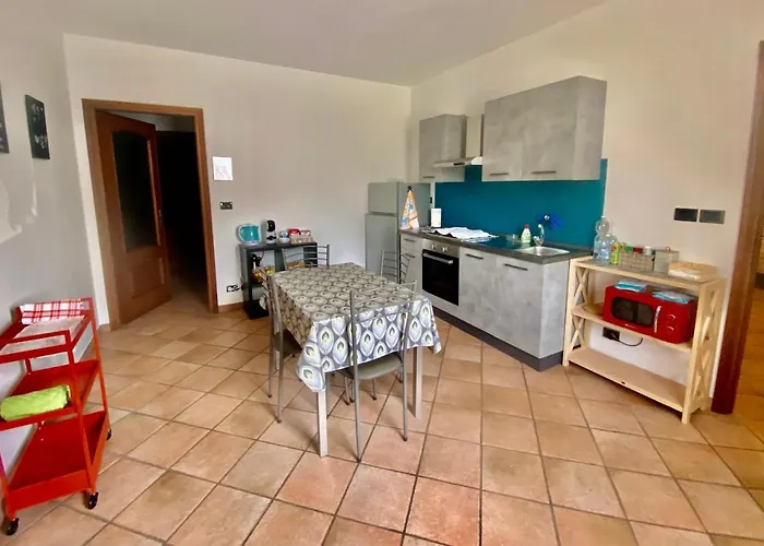 In Cascina -la Cascinetta Di Ali- Roatto